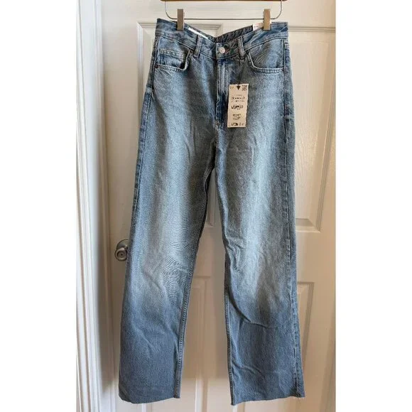 NWT Zara High Rise Wide Leg jeans - size 6 - Picture 1 of 5
